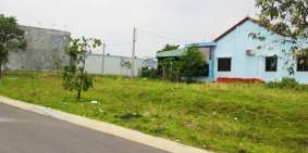 Tôi đang cần nhượng lại 2 lô đất cực đẹp, thông chợ tiện buôn bán, kinh doanh