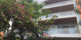 Cho thuê  Tầng trệt tòa nhà VP góc 2MT Hầm+6 tầng. K200, P13, TB. Tổng DT 134m2.