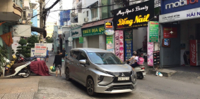 Cho Thuê Nguyên căng Mặt tiền trần kế Xương Ngay công viên Phú nhuận Căn Góc 4P