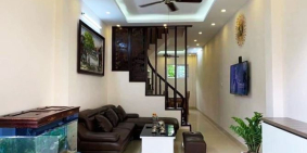 Bán nhà Văn Cao, kinh doanh, ô tô đỗ ngày đêm, giá 8,3 tỷ