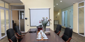 Cho thuê văn phòng Penthouse khách sạn cạnh hồ Tây