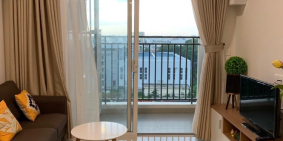 Golden Mansion 69m2 đầy đủ nội thất view Bắc (công viên Gia Định) giá chỉ: 3.85T