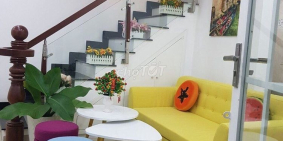 Nhà bán 3 lau 42m hoàng hoa thám p7 quận Bình Thạnh