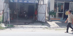 CHÍNH CHỦ BÁN ĐẤT TẶNG NHÀ TẠI : đường Nguyễn Văn Ni – Thị Trấn Củ Chi –