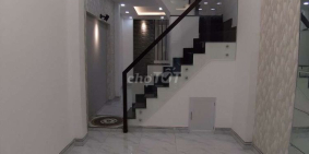 Xoay vốn bán nhà Bến Xe Miền Tây mới 1tr1lầu 68m2