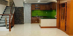 Nhà 1 Trệt 2 Lầu 14.5x4.5m đường Bà Hom, SỔ RIÊNG