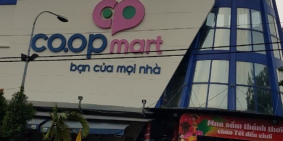 Định cư Mỹ cần bán gấp nhà Phan Xích Long 52m2, 3tầng, 6.3tỉ hẻm xe hơi.