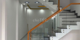 Nhà F.Tân Quý (4x12m) 3 lầu + ST trước sau