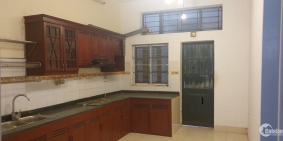 Bán nhà phân lô vạn bảo , DT 40m x 4 tầng , 2 thoáng – 6.6 tỷ