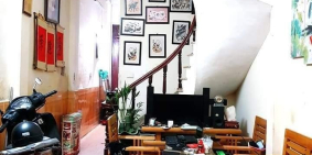 Siêu phẩm! 2.35 tỷ, nhà 32m2 x 4 tầng, tại Trương Đinh, LH 0911336133.