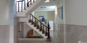 Nhà Hoocmon diện tích 78m2, cách Lê văn khương 500m