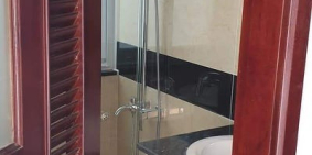 Mặt tiền - 80m2 -  Lạc Long Quân 80 m2 16 Tỷ  Quận 11