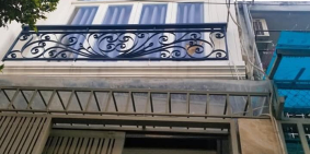 Hẽm sát đường Lạc Long Quân 4 x 12 giá 4.95 tỷ P. 10 Q.11.