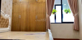 Bán gấp nhà hẻm xe hơi quay đầu Trần Bình Trọng