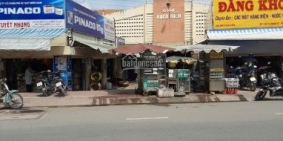 Sang nhượng lô đất đối diện trường học tiện ich đầy đủ