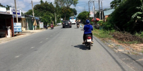 Cần bán miếng đất gần UBND xã Phú Hòa Đông, DT 98.8m2, SHR.