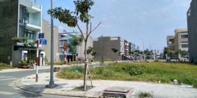 cần bán đất liền kề khu đô thị thương mại Aeon maill