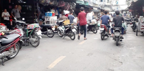 Cho thuê nhà  nguyên căn 2 lầu mặt tiền chợ Tân Thành Phường 15 Quận 5