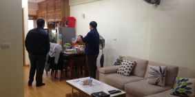 Căn hộ c2 xuân đỉnh tầng  10 90m đủ đồ 8tr ở ngay view công viên hòa bình