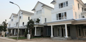 Biệt thự đơn lập dt đất 360m2 vị trí view công viên và hồ giá 18 tỷ