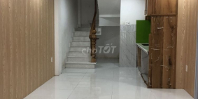 Bán nhà 153/2 Trương Định P9 Q3 giá 6t3