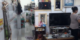 3.2x12m(diện tích đất 38,7m).Nhà 1 trệt 1 lầu đúc