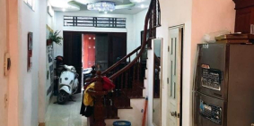 Nhà đẹp ngõ ô tô, phân lô, thoáng 3 mặt.