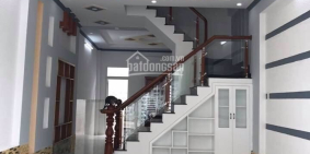 Nhà 1 trệt 2 lầu tp Thủ Dầu Một
