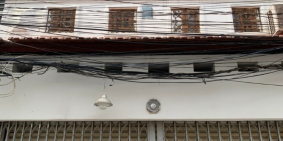 Cho thuê nhà 2 tầng 2PN có nội thất HXH gần LOtte Mart Quận 7