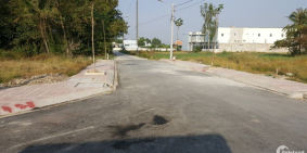 Bán gói nhà đất gân KCN Cầu Tràm, có sổ riêng từng nền