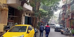 Cần bán nhà đẹp phố phan đình giót 52mx3tầng=3,6tỷ