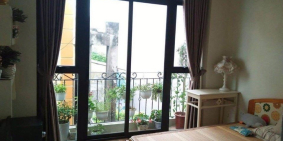 Bán nhà Nguyên Hồng, Ba Đình 48m, 4 tầng, Mt 4m1, giá nét 3,6 tỷ.