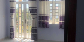 BIỆT THỰ MINI GIÁ RẼ DT 101M2 ĐƯỜNG HL11 SÁT CHỢ HƯNG LONG .