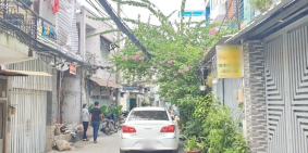 Bán nhà 1 lầu mặt tiền hẻm xe hơi đường Tám Danh Phường 4 Quận 8 - LH: 093386286