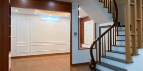 BÁN ĐẤT TẶNG NHÀ NGUYỄN TRÃI 94 M , 6.5 TỶ