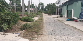 Bán nền trục chính cácH MT Võ Văn Kiệt chỉ 10m, hẻm mát xa Quỳnh Giao, gần sân