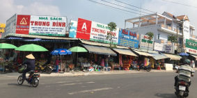 CHÍNH CHỦ CẦN TIỀN MỞ RỘNG SHOP QUẦN ÁO NÊN CẦN BÁN GẤP 600M2 ĐẤT THỔ CƯ 100%