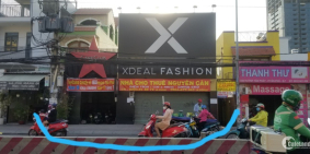 Cần cho thuê nhà phố nguyên căn mặt tiền đường lớn.