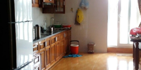 Chính chủ cho thuê căn hộ đẹp giá 8tr diện tích 85m sẵn salon gỗ, tủ rượu