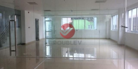 Văn phòng cho thuê quận 5, văn phòng giá rẻ, DT 226m2 chỉ 16 usd/m2/tháng