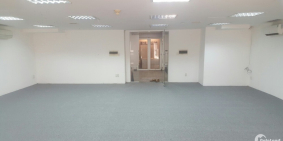 Chính chủ cho thuê văn phòng đẹp, giá tốt đường Cửu Long,Tân Bình,DT 80m2-20tr