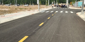 ĐẤT sổ sẵn mua sang tên ngay giá rẽ bèo nằm 2 mặt tiền