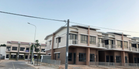 Bán nhà 1 trệt 1 lầu, khu an ninh oasis city, đối diện đại học quốc tế Việt Đức