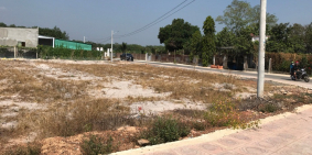 Bà Chị Gửi Bán Lô đất Chính Chủ Nằm Ngay Vincom Chơn Thành Giá  490 Triệu/ 500m2