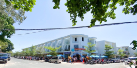 Nhà mặt tiền đường cho thuê hay ở rất tốt