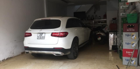 Bán gấp nhà mặt phố Trung Liệt Đống Đa. DT42/50m2 x 3tầng. MT 4,8m.