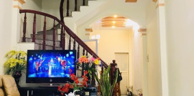 Bán nhà mới phố Giải Phóng, tặng nội thất, 55m2, 4 tầng, giá chỉ 3.05 tỷ.