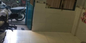 Nhà bán Quận Tân bình, cạnh mặt tiền đường Đồng Đen , giá chỉ 4, 9 tỷ