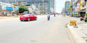 Bán nhà 2 lầu hẻm xe ô tô đường Cao Lỗ Phường 4 Quận 8