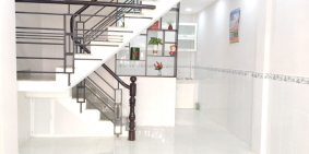 Bán nhà hẻm Bùi Minh Trực Phường 5 Quận 8 + Diện tích: 3.9 x 10m